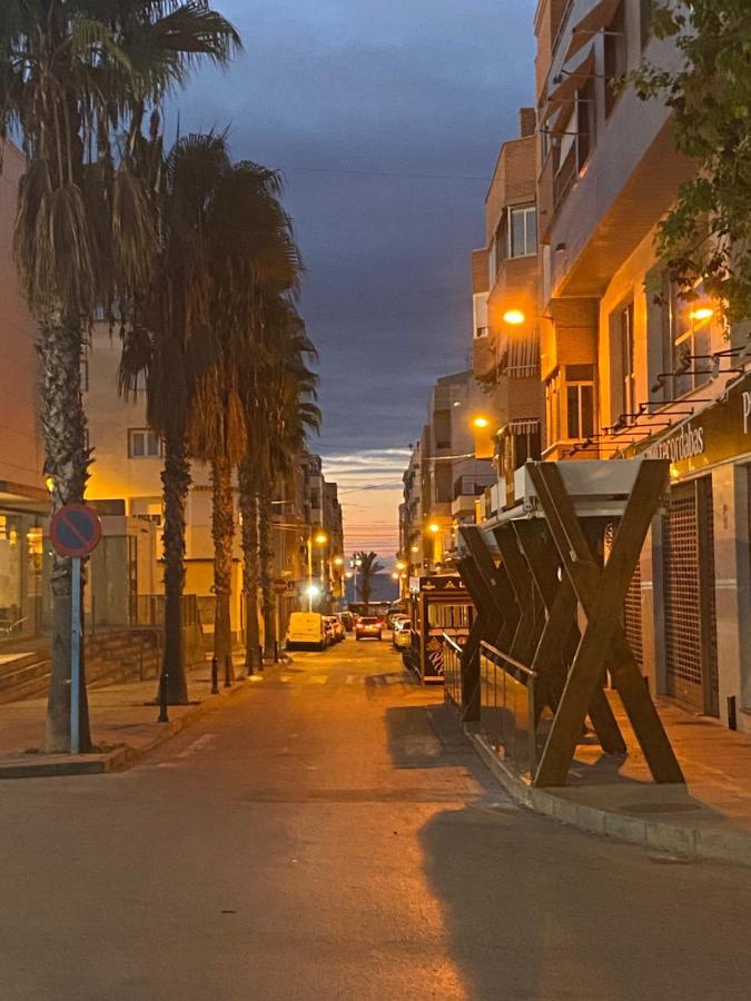 Appartement Vue Laterale Mer Torrevieja Bagian luar foto